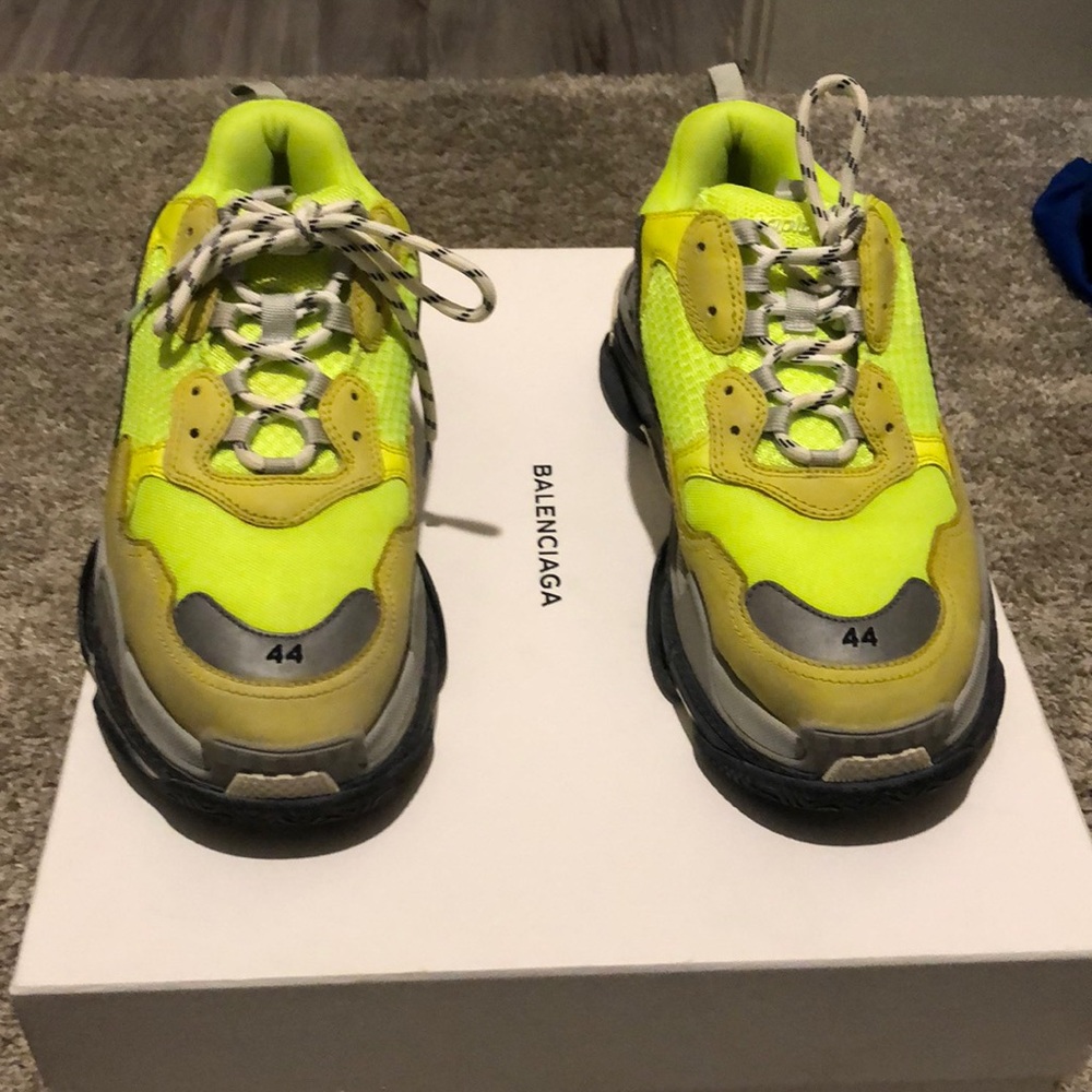 Men size 11 shoes